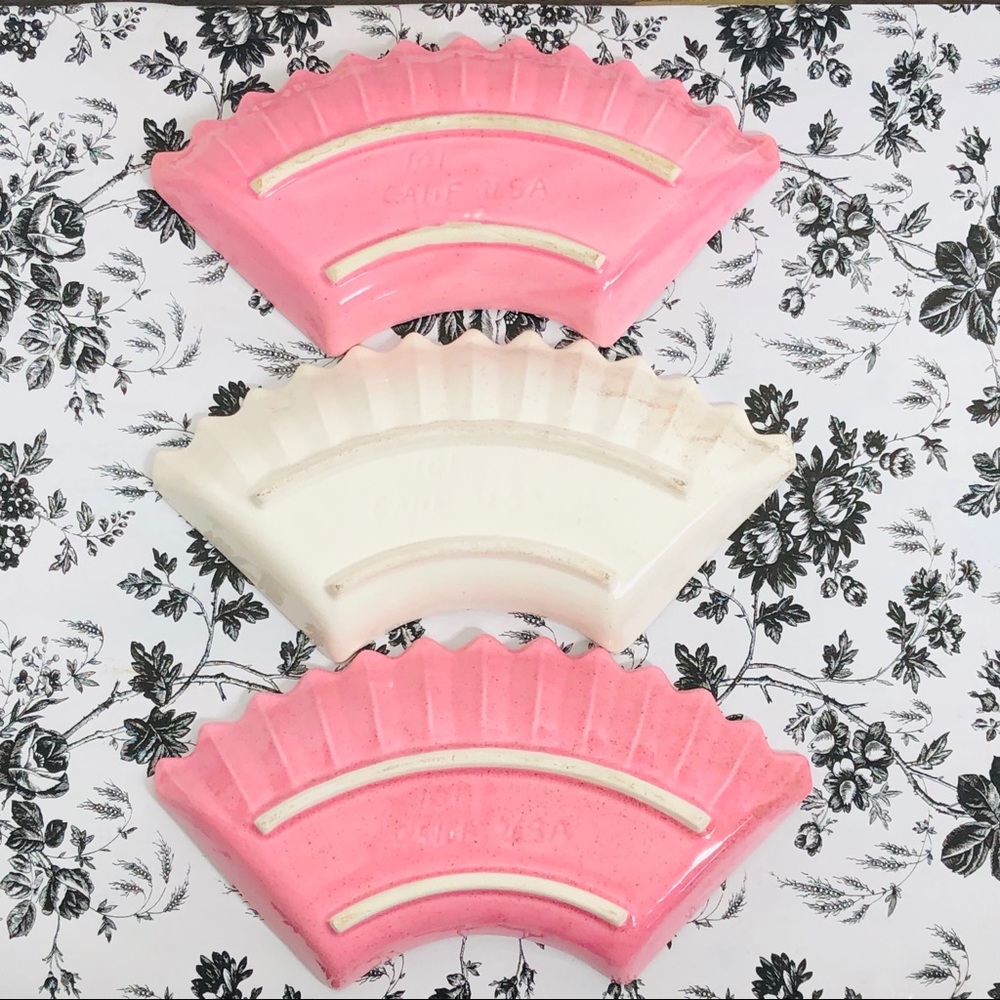 SERVING DISH SET OF 3  COLORS PINK AND WHITE - Picture 4 of 5